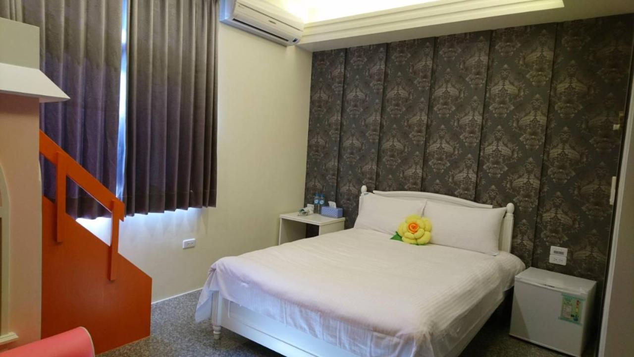 Township Small Building B&B Донгшан Екстериор снимка