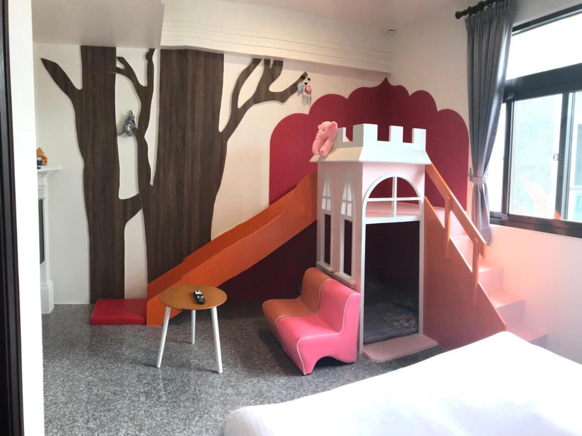 Township Small Building B&B Донгшан Екстериор снимка